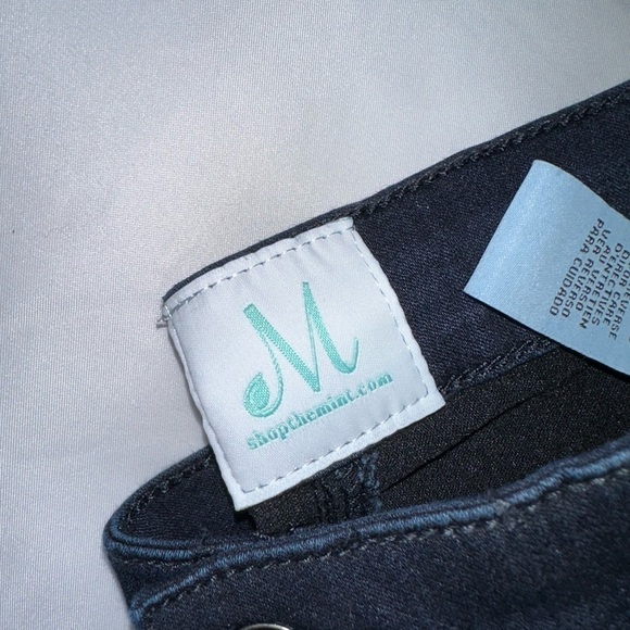 Shop THE MINT WIDE LEG JEANS - Picture 4 of 10